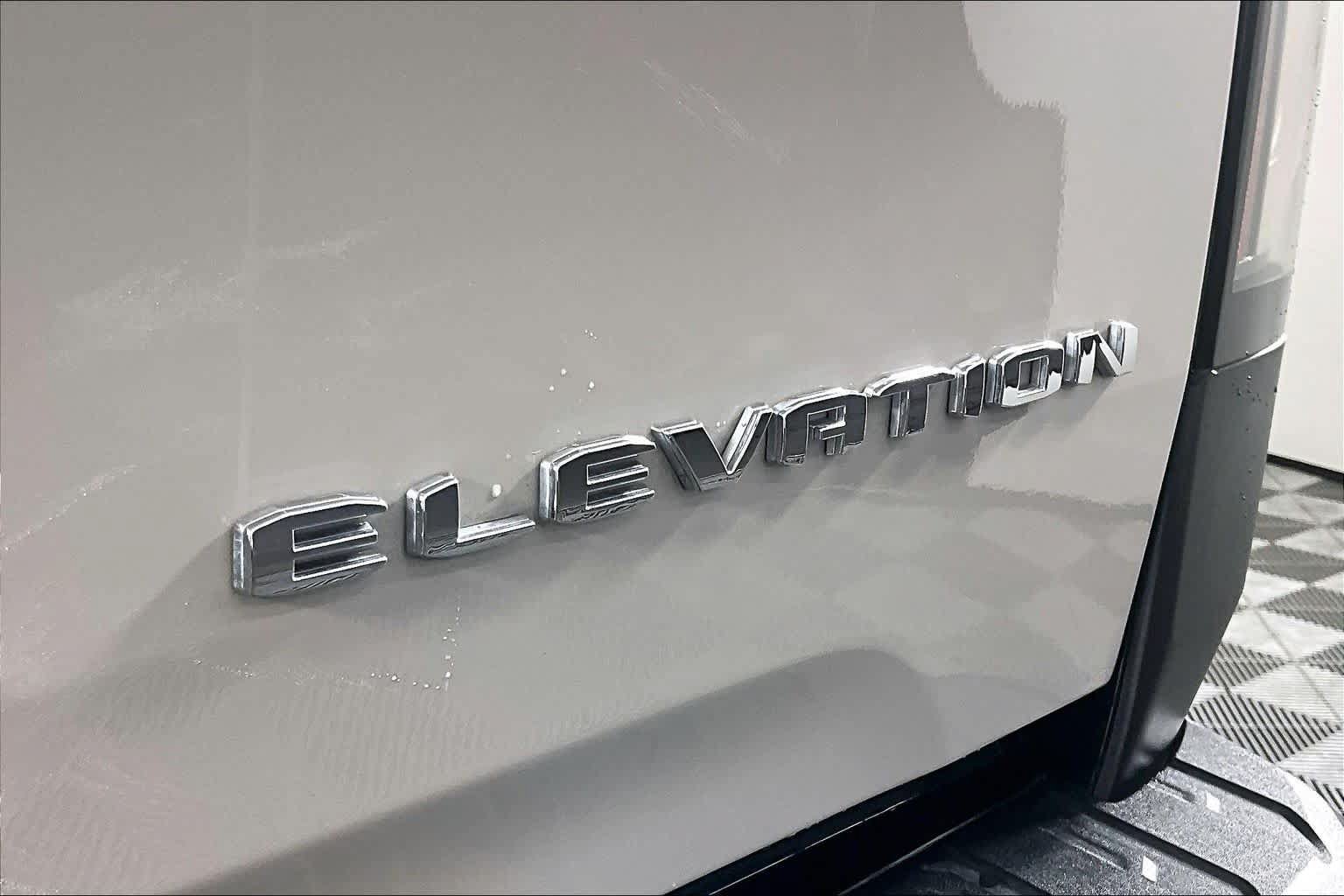 Used 2026 GMC Sierra EV Elevation AWD/4WD image 9