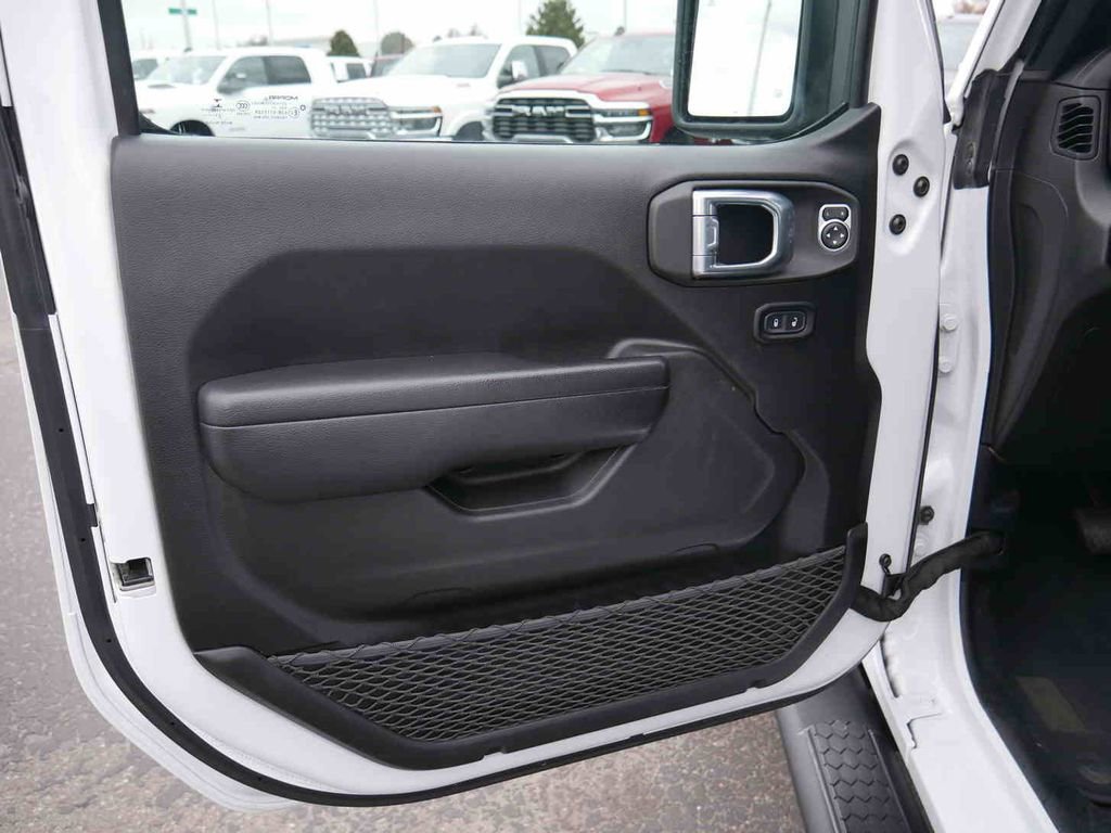 Used 2021 Jeep Wrangler Unlimited Sport image 26