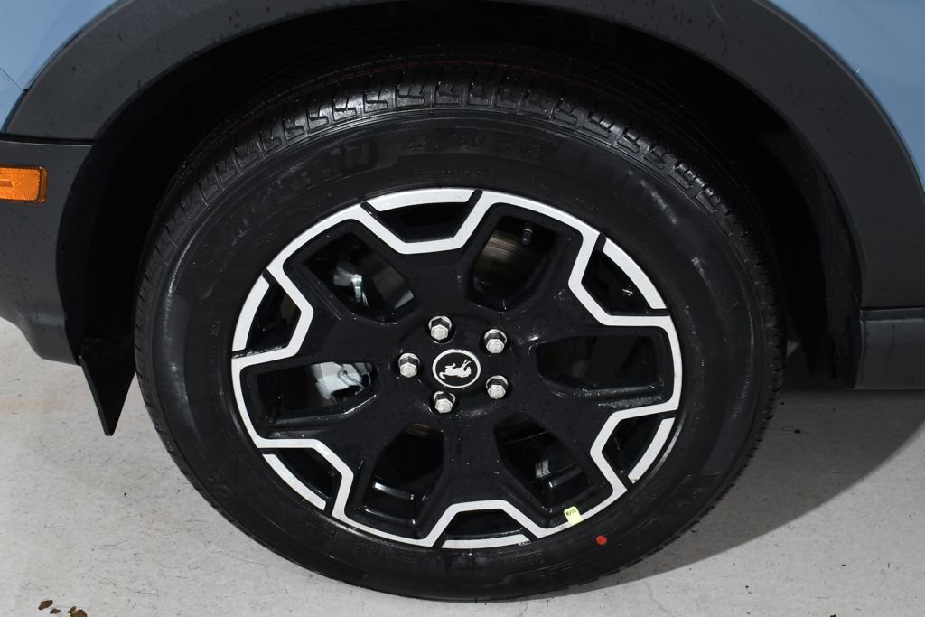 New 2025 Ford Bronco Sport Outer Banks w/ Outer Banks Tech Package+ AWD/4WD image 24