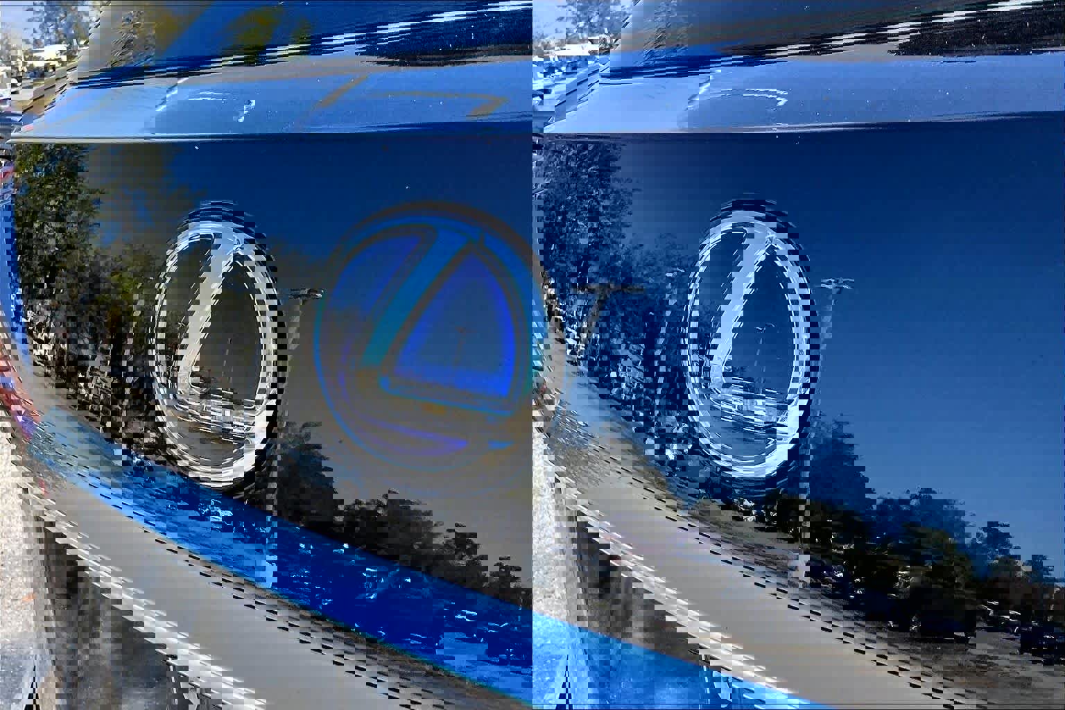 Used 2018 Lexus RX 450h AWD w/ Premium Package image 31