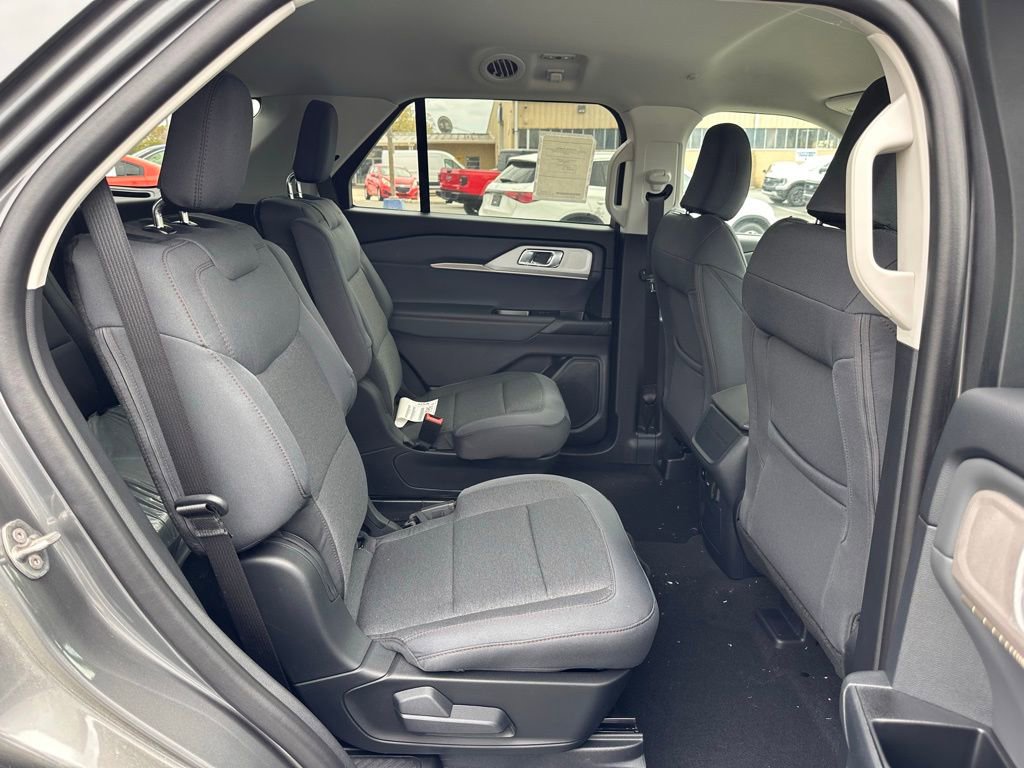 New 2026 Ford Explorer Active image 19