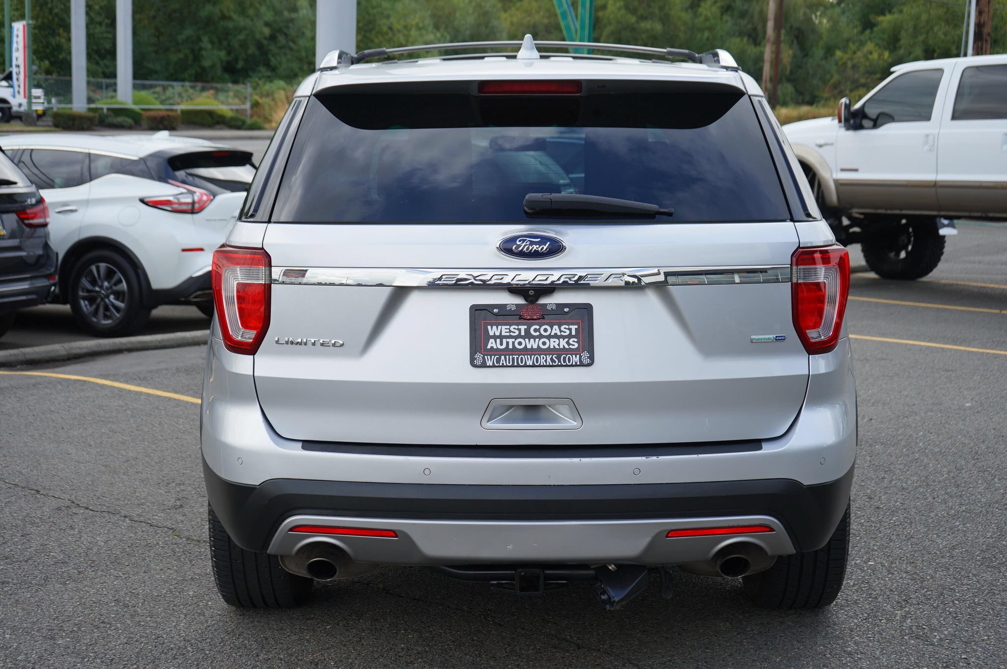Used 2016 Ford Explorer Limited AWD/4WD image 4