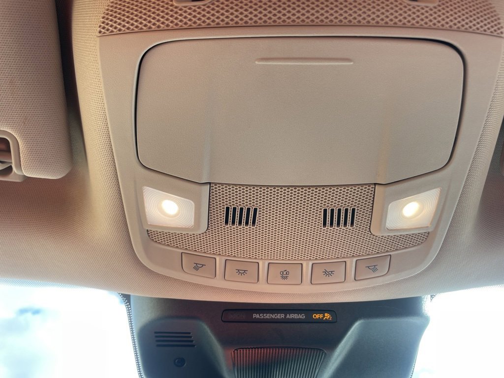 Used 2024 Ford Expedition Max XLT image 26