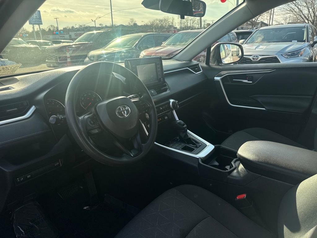 Used 2019 Toyota RAV4 XLE image 15
