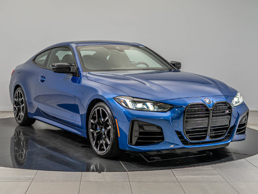 Used 2026 BMW M440i Coupe RWD image 12