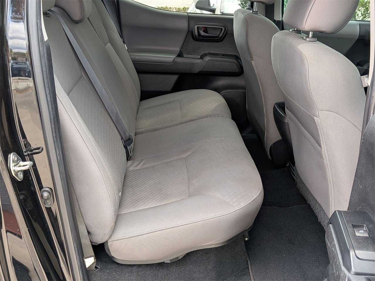 Used 2022 Toyota Tacoma SR image 23