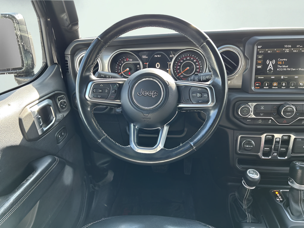 Used 2018 Jeep Wrangler Unlimited Sahara w/ Uconnect 4C Nav & Sound Group AWD/4WD image 13