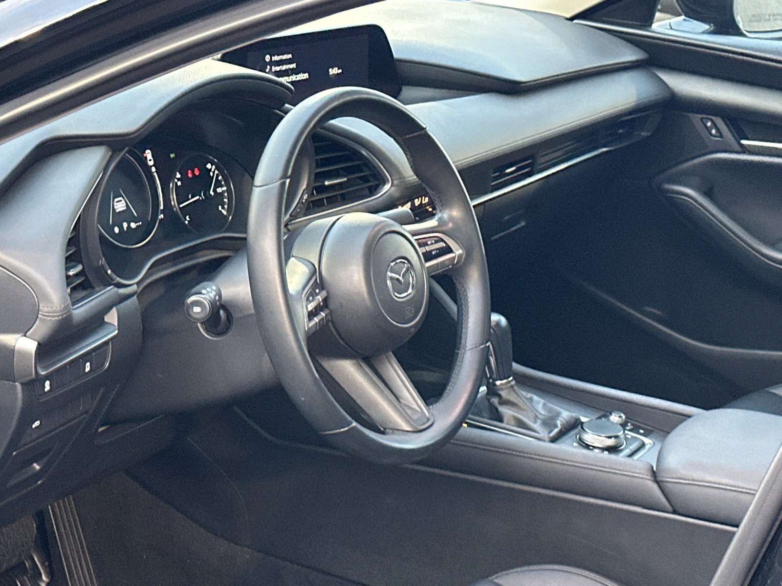 Used 2021 MAZDA MAZDA3 s image 13