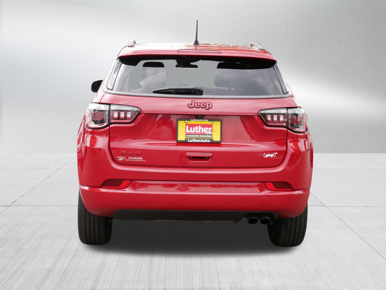 Used 2022 Jeep Compass Limited AWD/4WD image 6