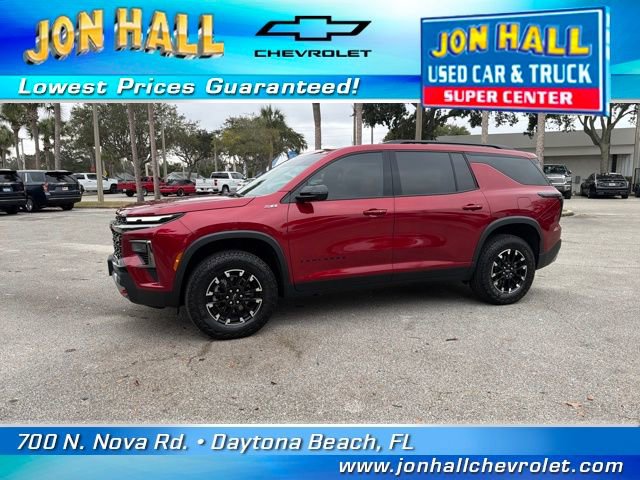 Used 2025 Chevrolet Traverse Z71 w/ Enhanced Driving Package image 3