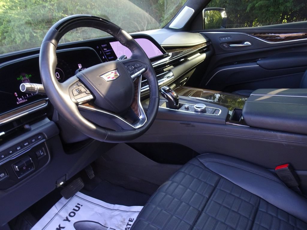 Certified 2024 Cadillac Escalade Sport Platinum AWD/4WD image 10