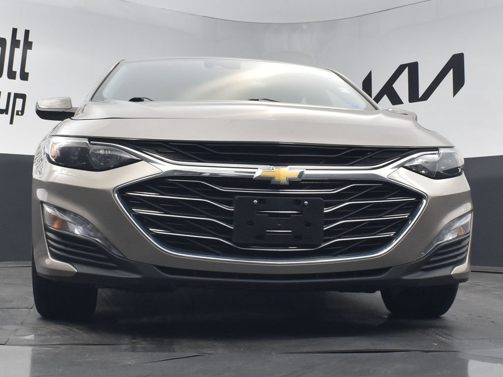 Used 2023 Chevrolet Malibu LT FWD image 24