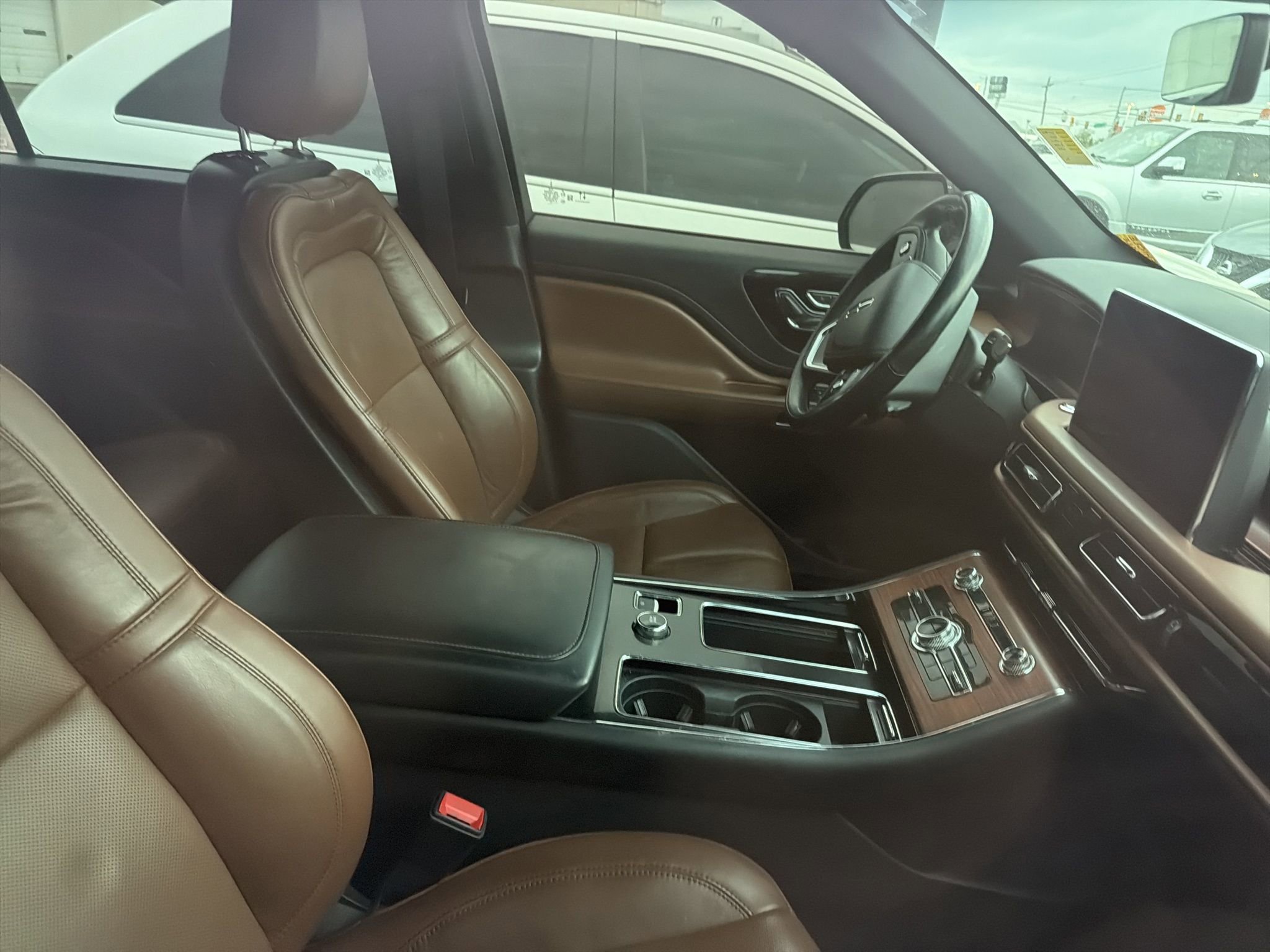 Certified 2022 Lincoln Aviator Reserve w/ Elements Package Plus image 6