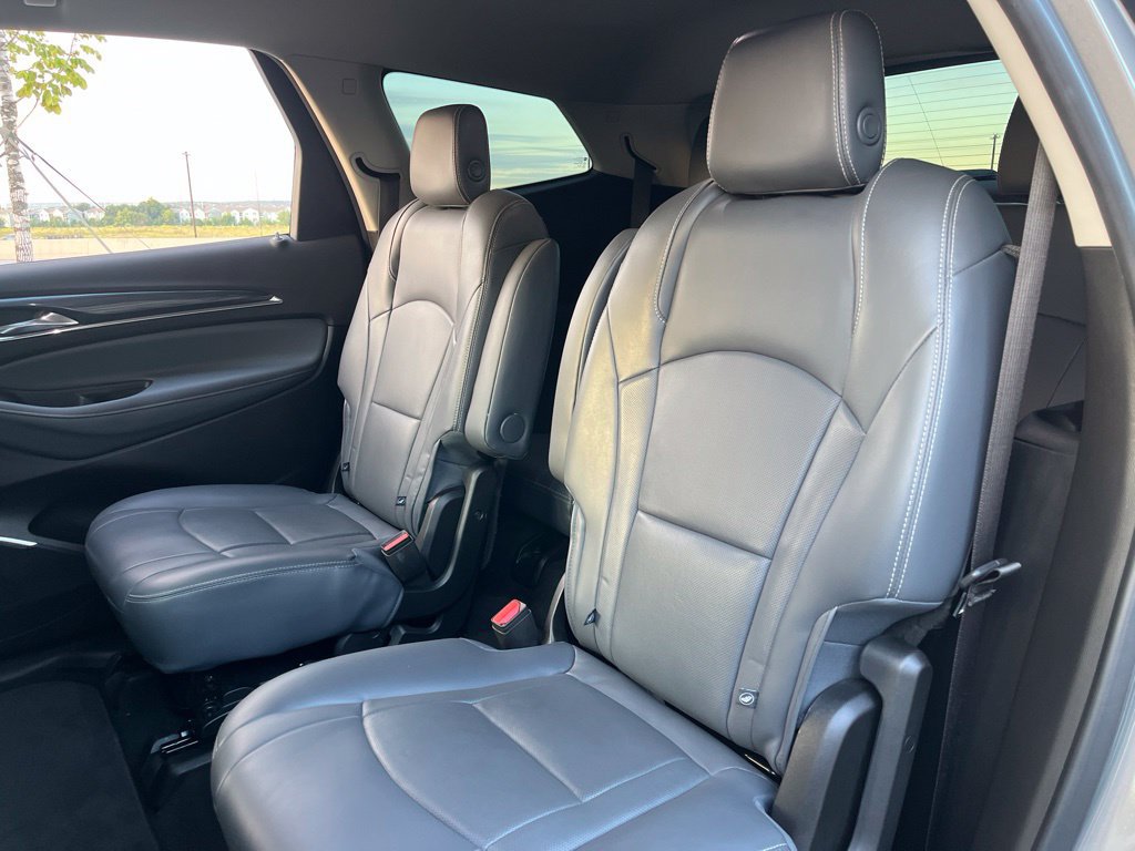 Used 2018 Buick Enclave Premium FWD image 31