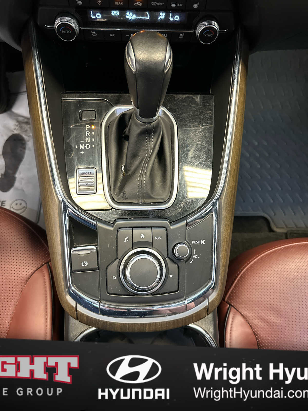 Used 2019 MAZDA CX-9 Signature image 29