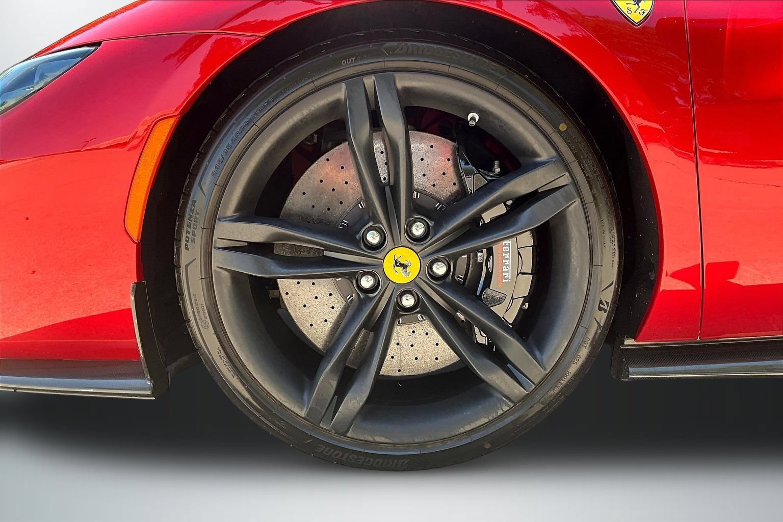 Used 2022 Ferrari 296 GTB RWD image 28