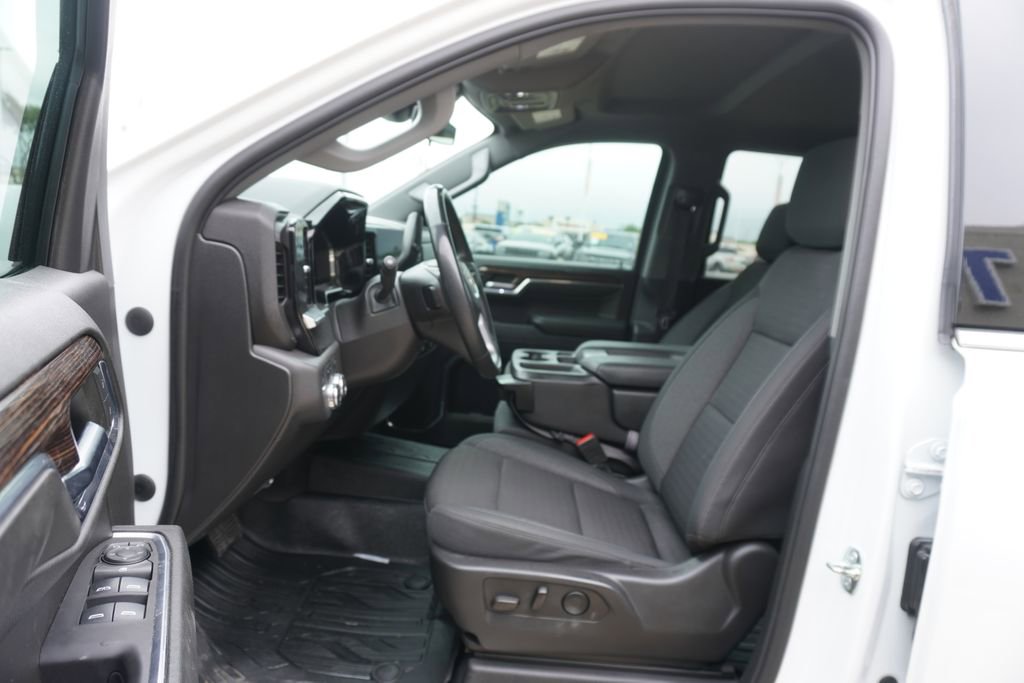 Used 2023 GMC Sierra 1500 SLE AWD/4WD image 7