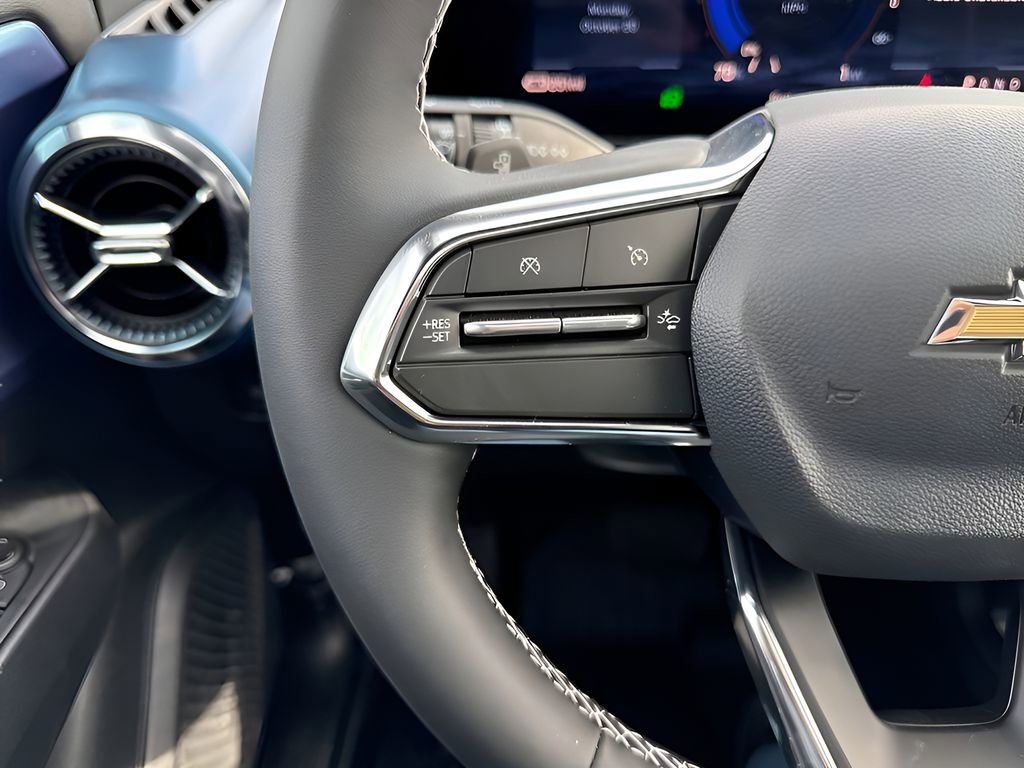 New 2026 Chevrolet Equinox EV LT w/ Convenience Package II image 32