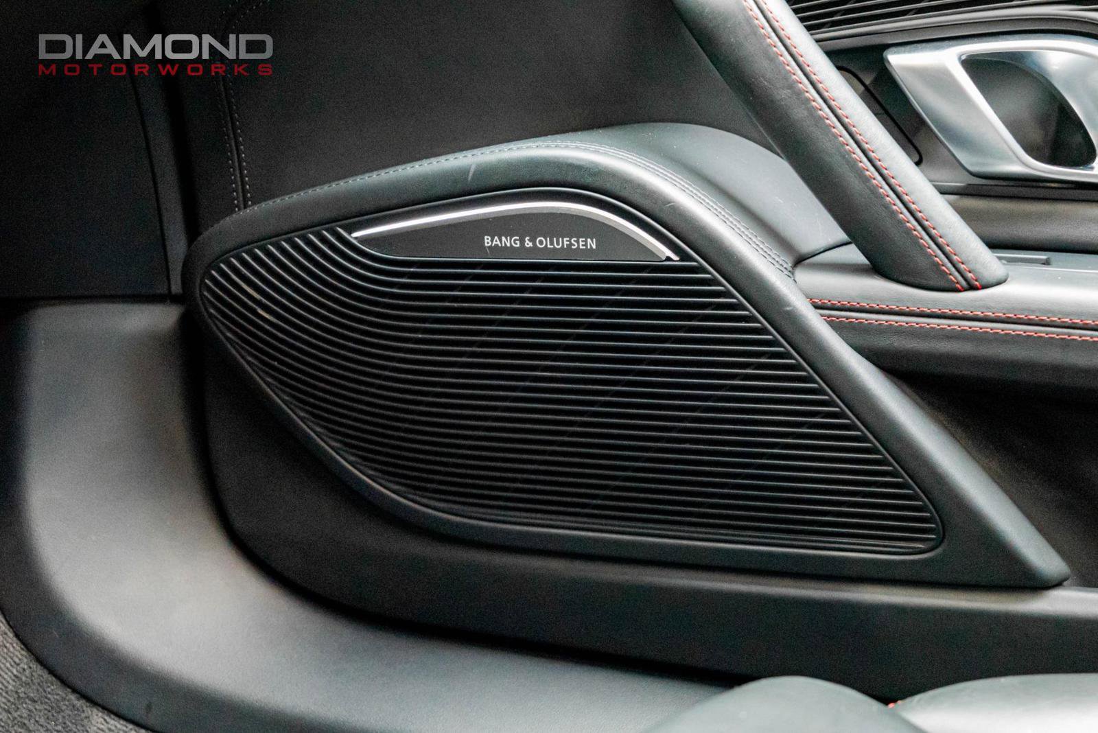 Used 2018 Audi R8 V10 w/ Carbon Exterior Package image 69