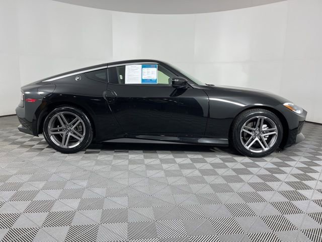 Used 2025 Nissan Z Sport w/ Floor Mat Package image 12