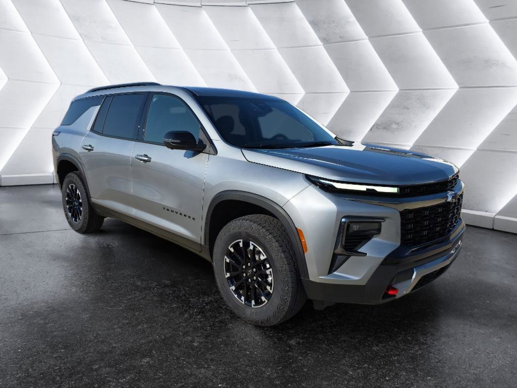New 2026 Chevrolet Traverse Z71 w/ Driver Confidence Package image 3