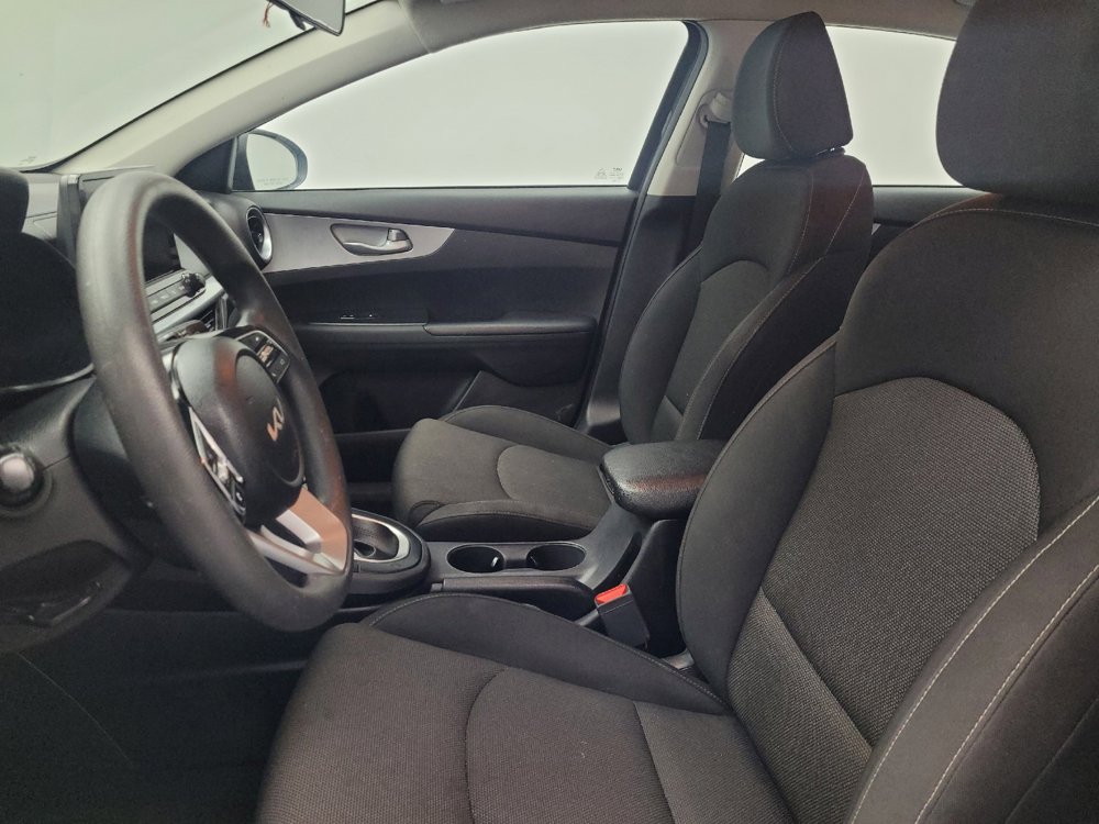 Used 2023 Kia Forte LX image 17