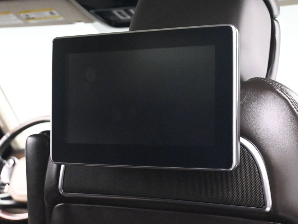 Used 2019 Land Rover Range Rover Long Wheelbase Autobiography image 26