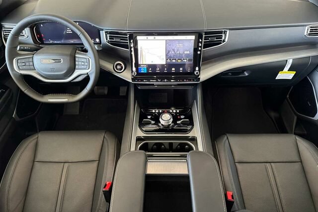 New 2026 Jeep Grand Wagoneer Limited AWD/4WD image 10