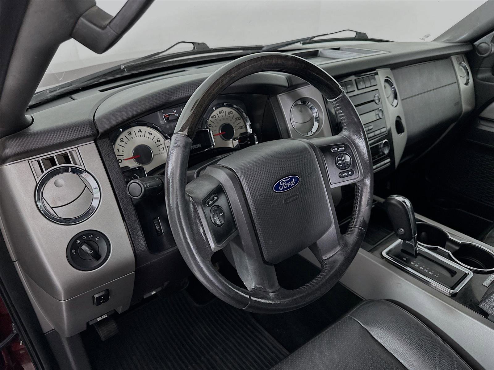 Used 2012 Ford Expedition Limited image 23