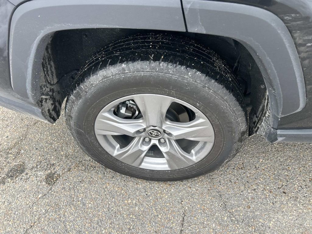 Certified 2025 Toyota RAV4 XLE image 15