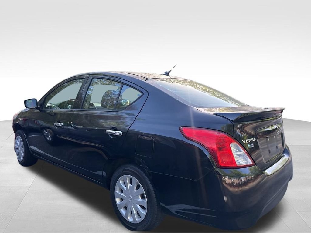 Used 2019 Nissan Versa SV FWD image 14