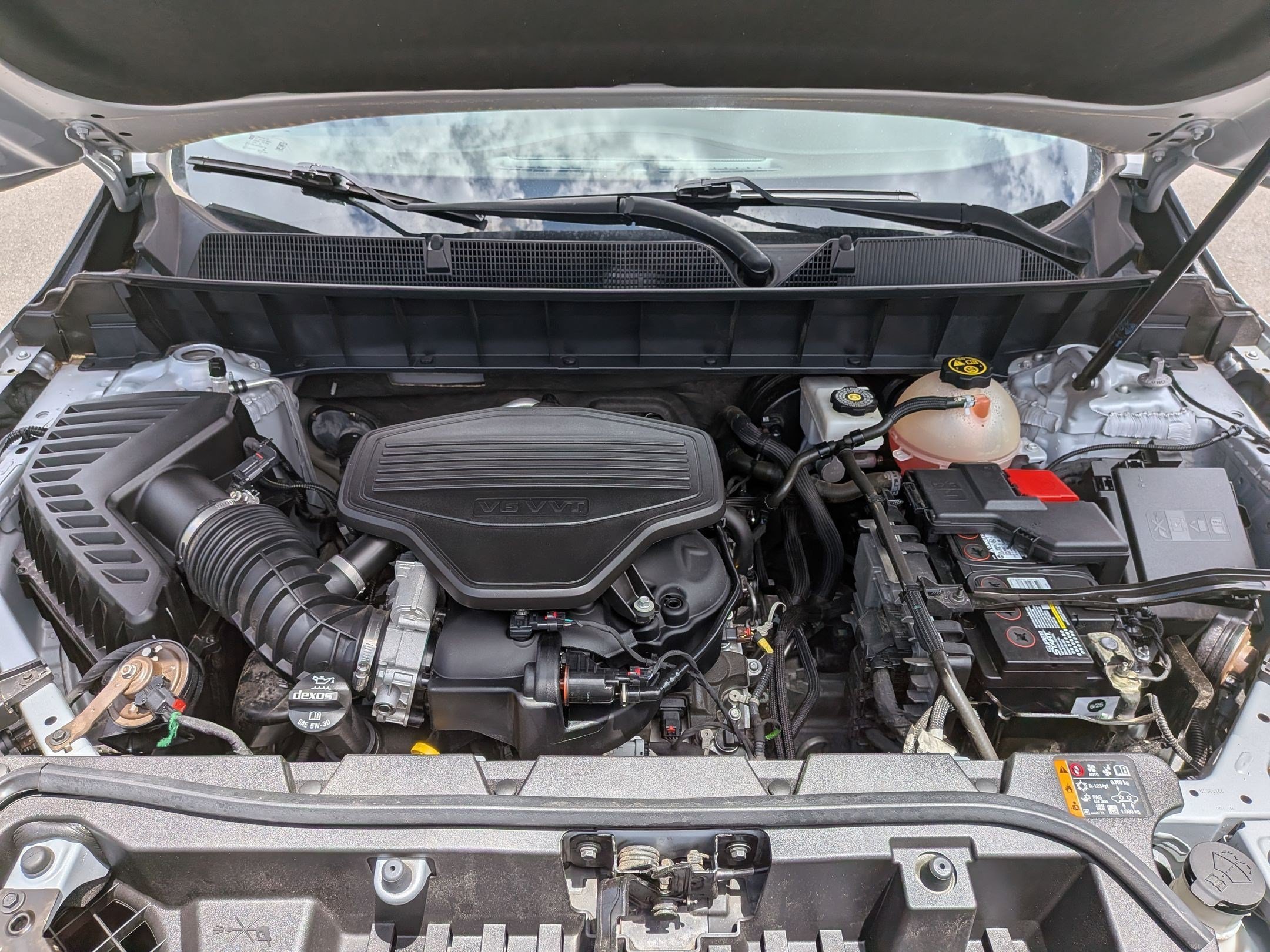 Used 2019 GMC Acadia SLT FWD image 44