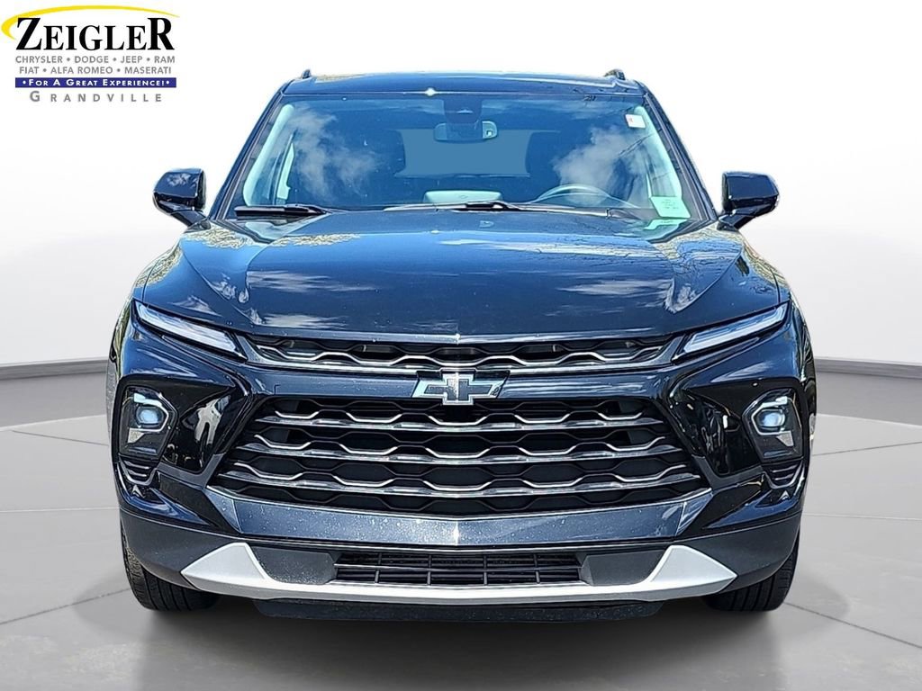 Used 2023 Chevrolet Blazer LT w/ Convenience Package image 2