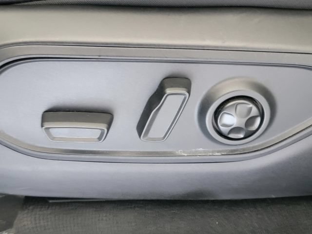 Certified 2024 Jeep Grand Cherokee Limited 4xe AWD/4WD image 33