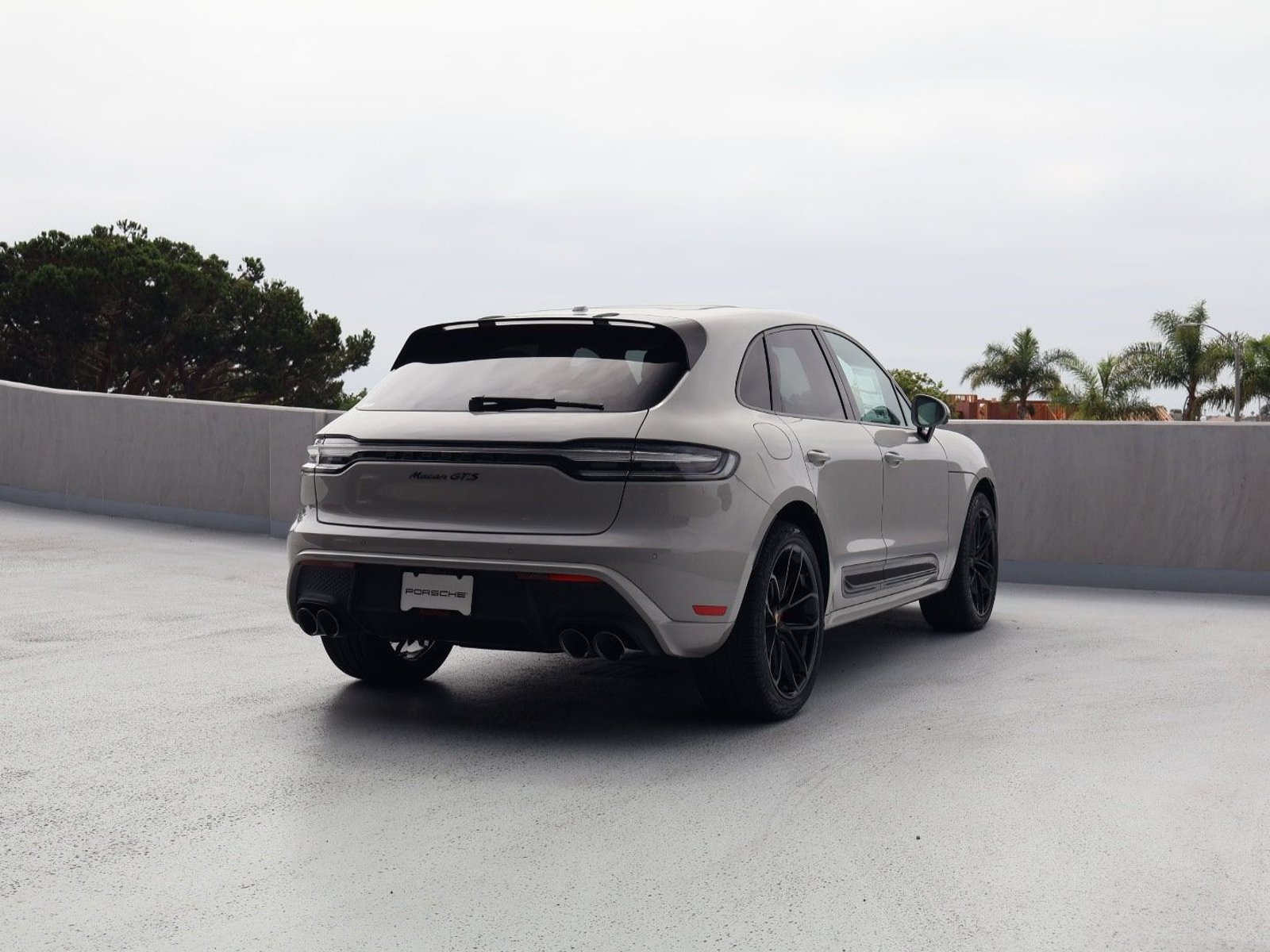 New 2026 Porsche Macan GTS AWD/4WD image 9