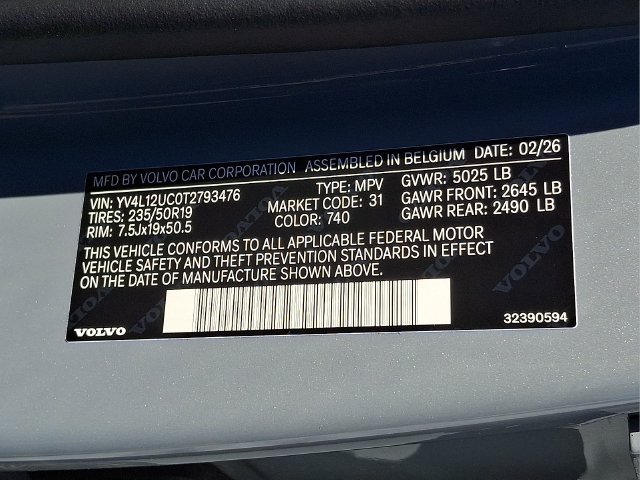 New 2026 Volvo XC40 B5 Plus w/ Protection Package Premier AWD/4WD image 10