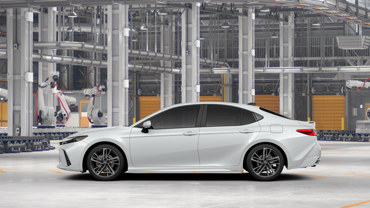 New 2026 Toyota Camry XSE w/ Premium Plus Package AWD/4WD image 4
