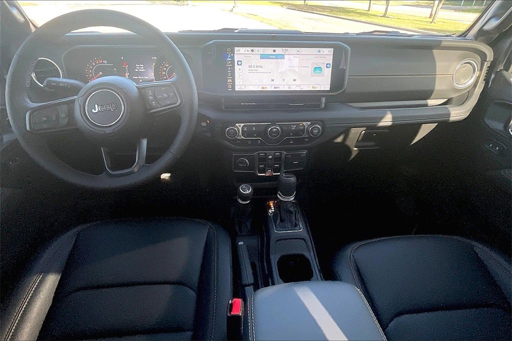 New 2025 Jeep Gladiator Sport w/ Premium Package image 5