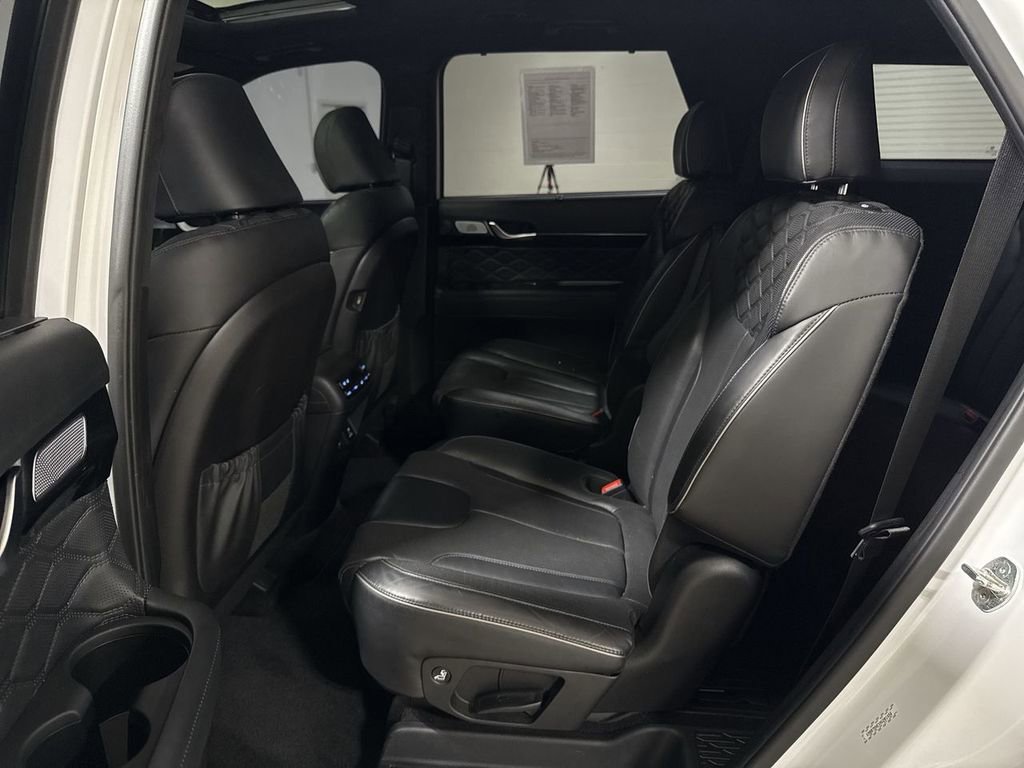 Used 2021 Hyundai Palisade Calligraphy image 24