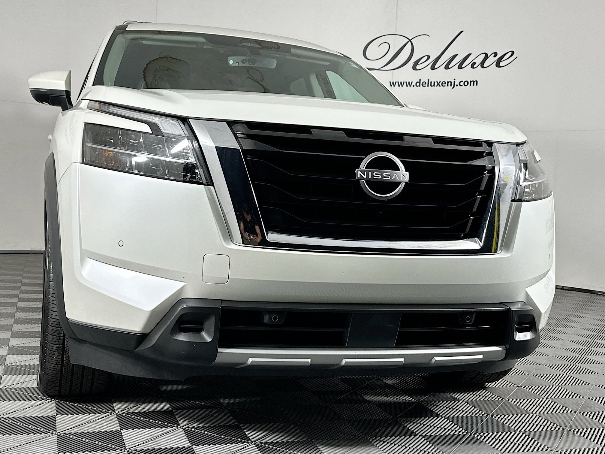 Used 2024 Nissan Pathfinder SL w/ SL Premium Package image 33