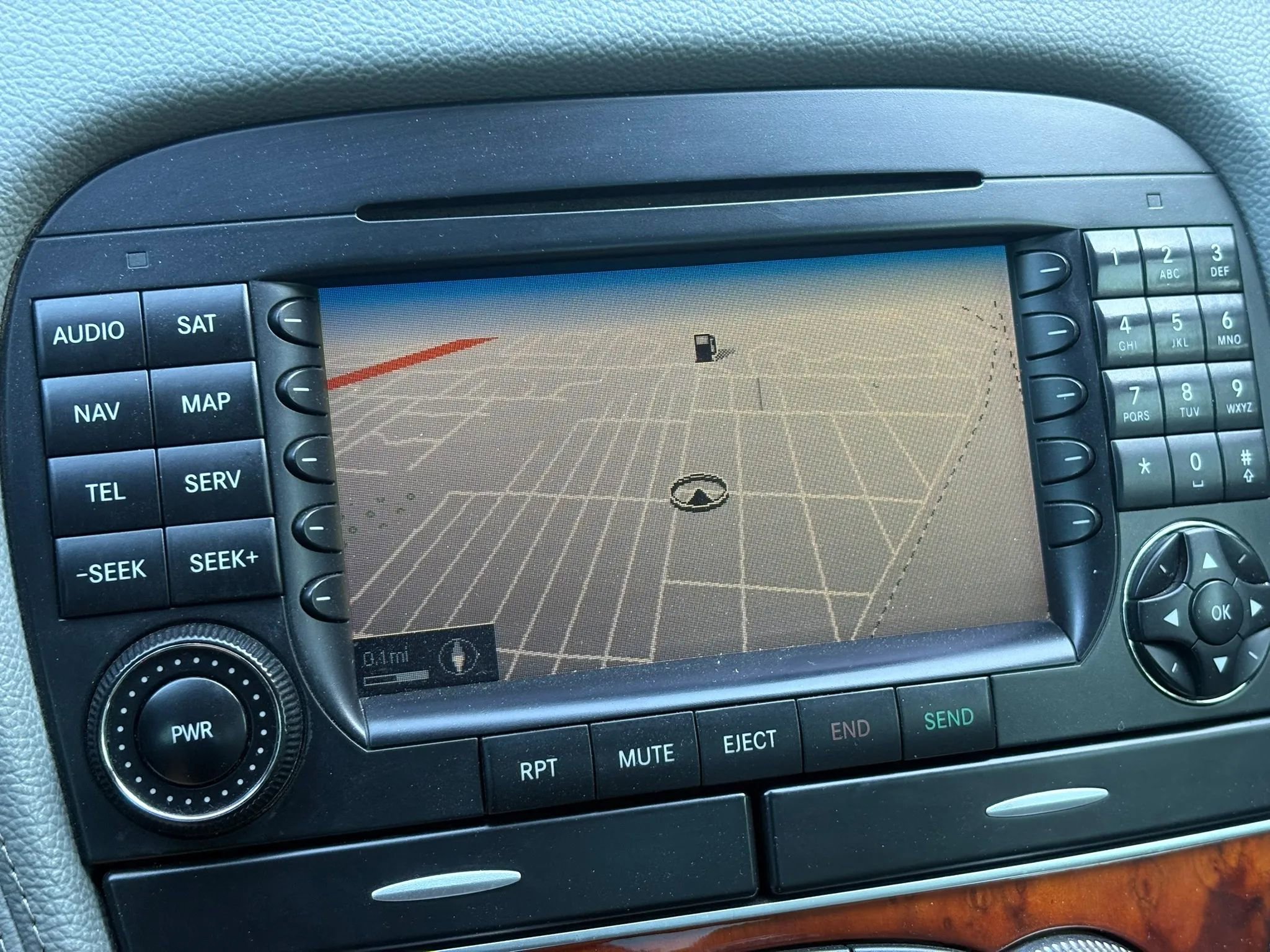 Used 2005 Mercedes-Benz SL 500 image 15