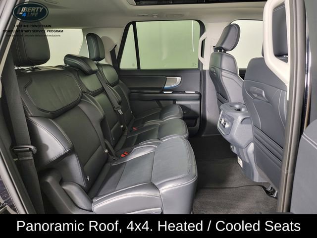 Used 2025 Ford Expedition Max Platinum AWD/4WD image 19