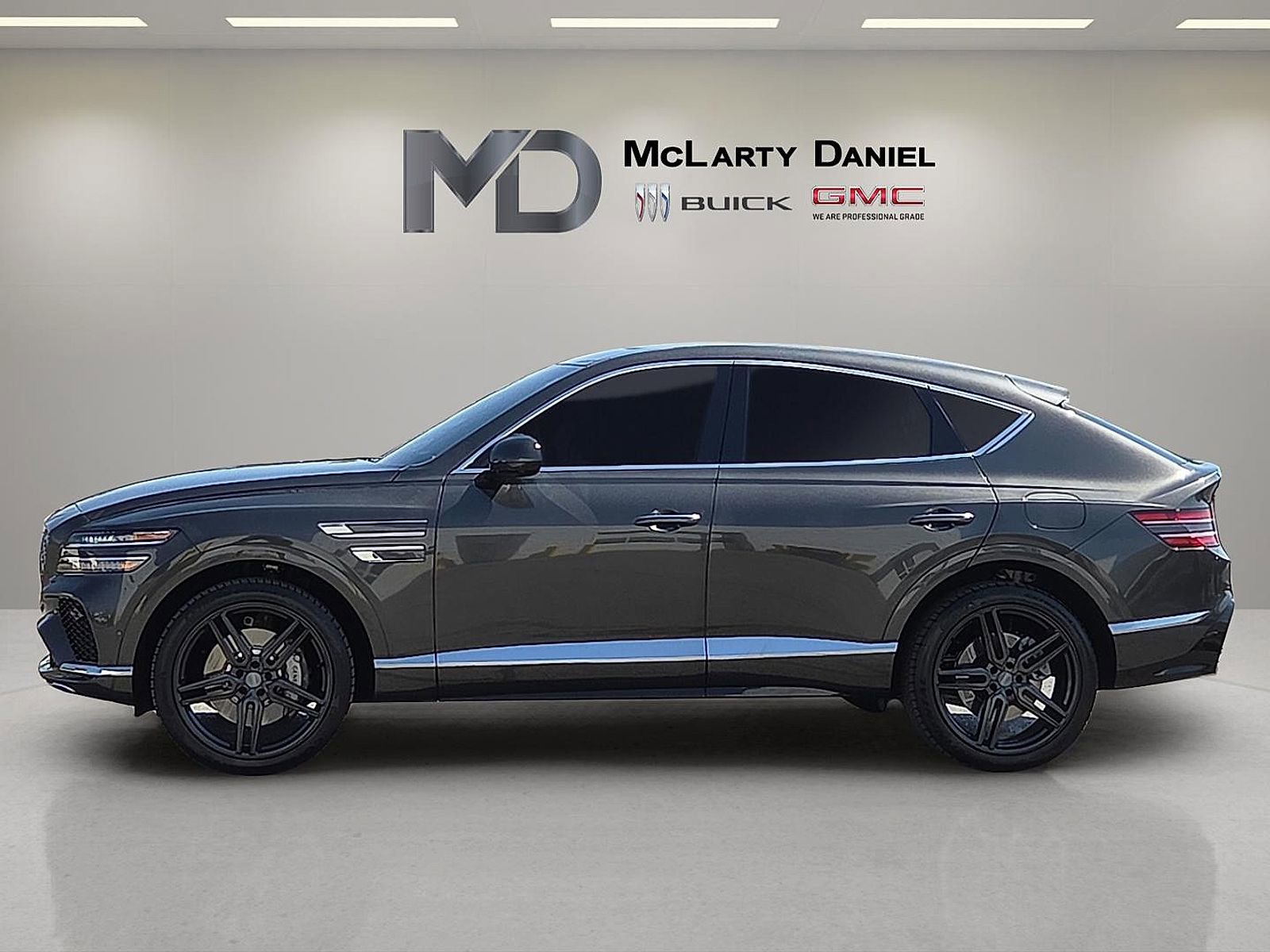 Used 2025 Genesis GV80 3.5T image 3