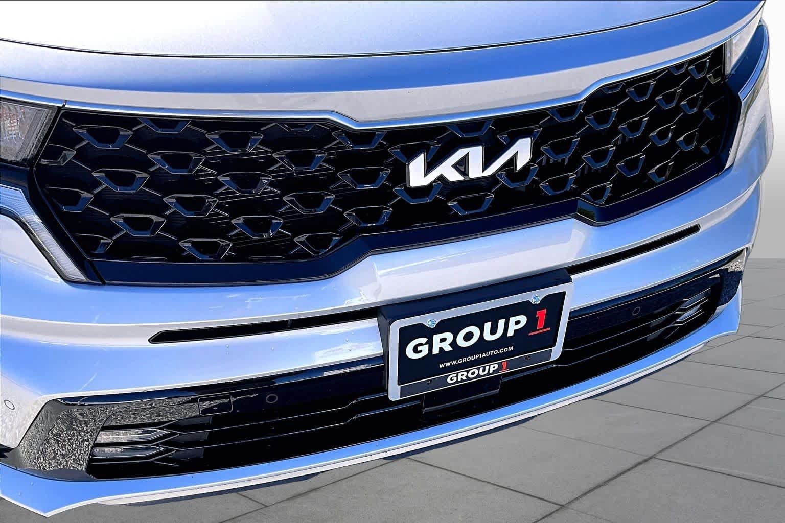 Used 2023 Kia Sorento EX w/ Panoramic Sunroof Package AWD/4WD image 29