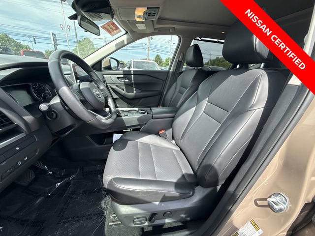 Certified 2024 Nissan Rogue SV w/ SV Premium Package AWD/4WD image 11
