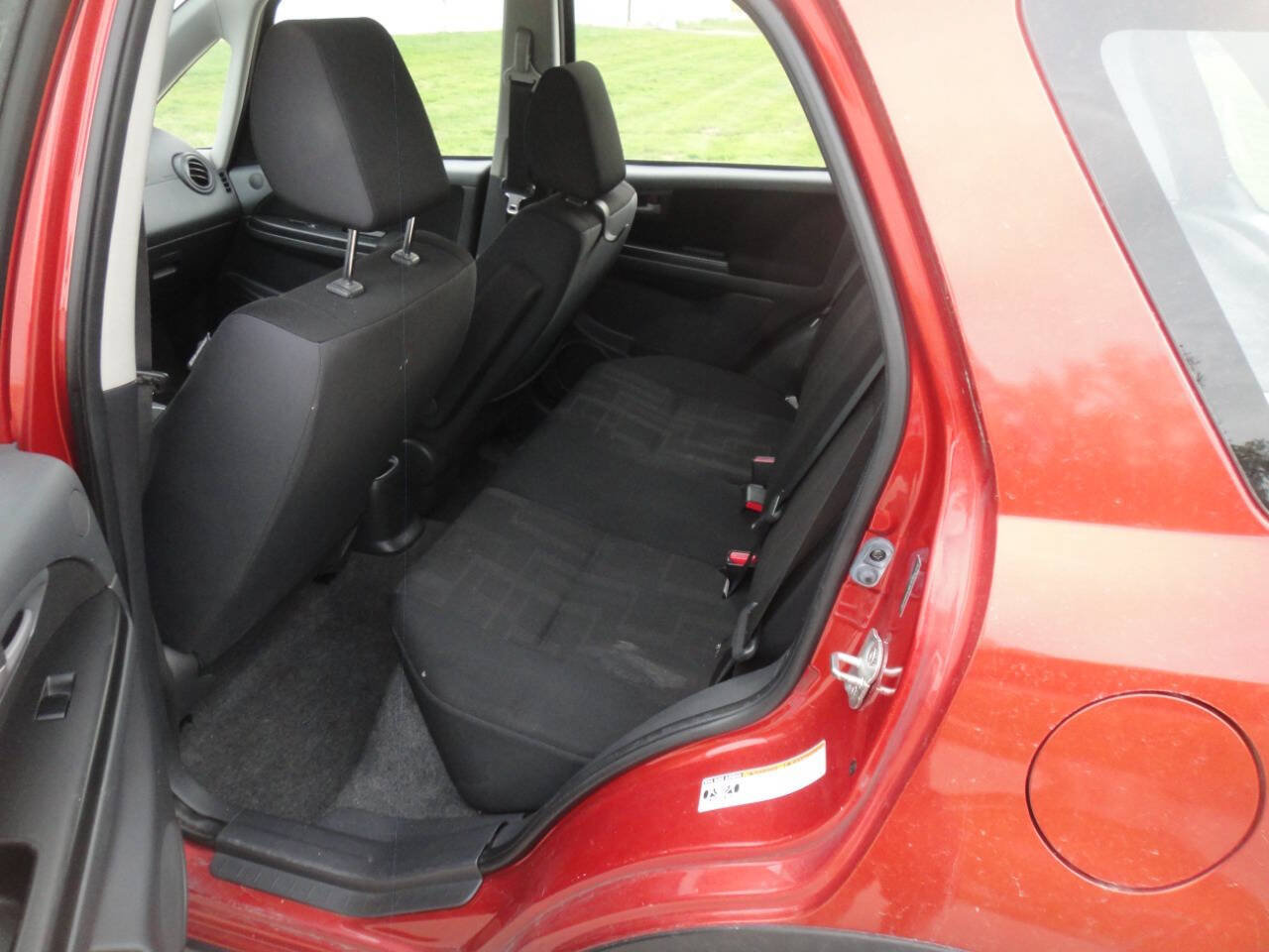 Used 2012 Suzuki SX4 AWD Hatchback image 18