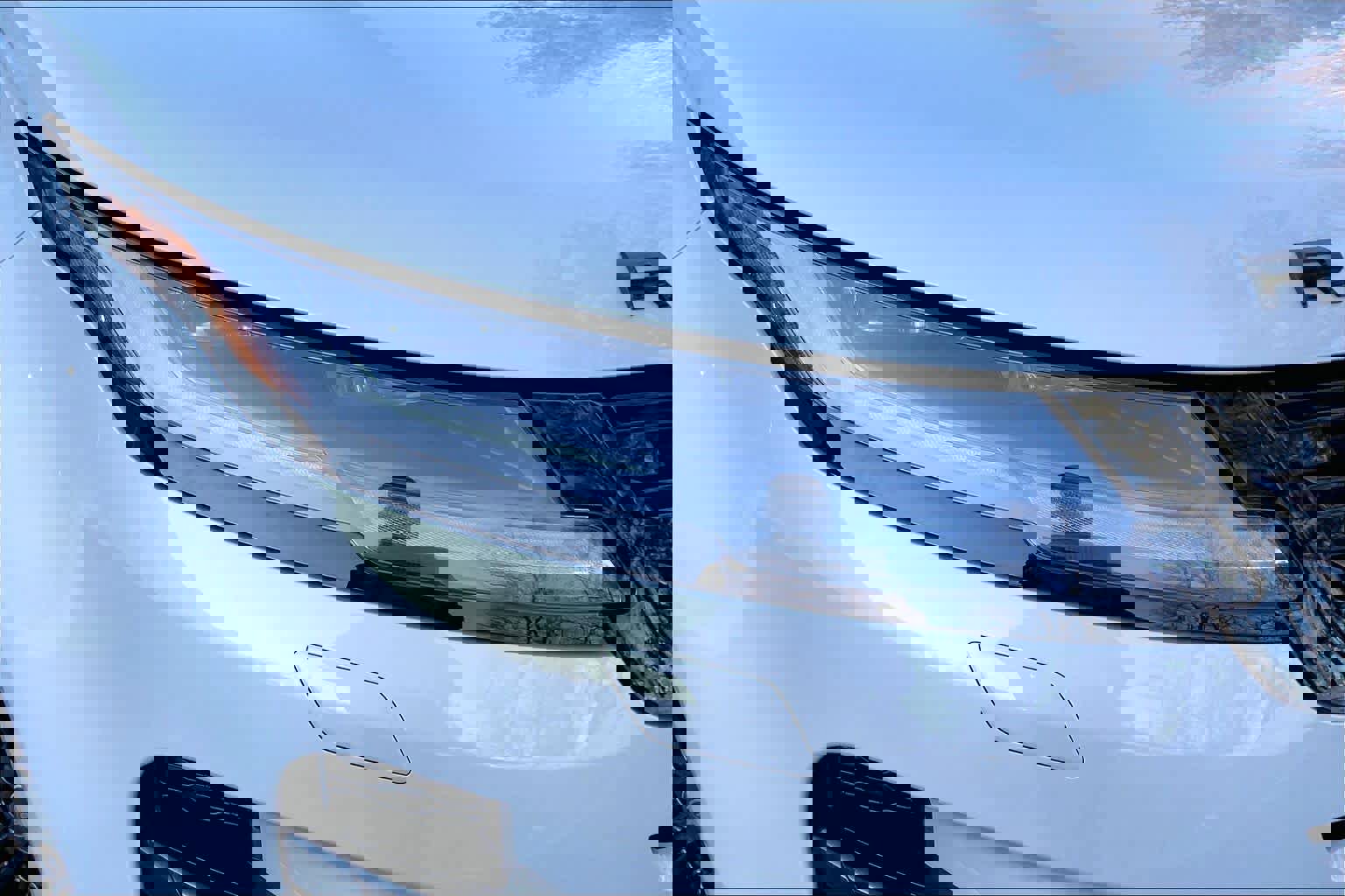 Certified 2026 Land Rover Range Rover Evoque Dynamic SE AWD/4WD image 26