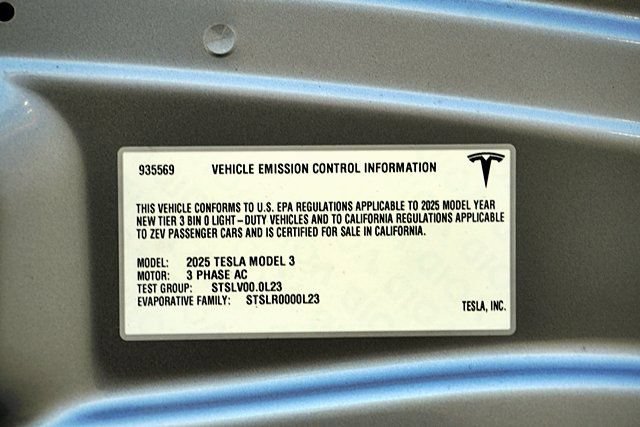 Used 2025 Tesla Model 3 Performance AWD/4WD image 43