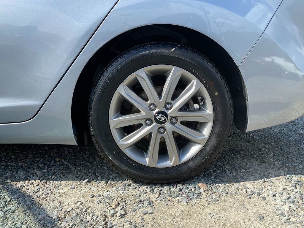 Used 2016 Hyundai Elantra SE w/ Option Group 02 image 30