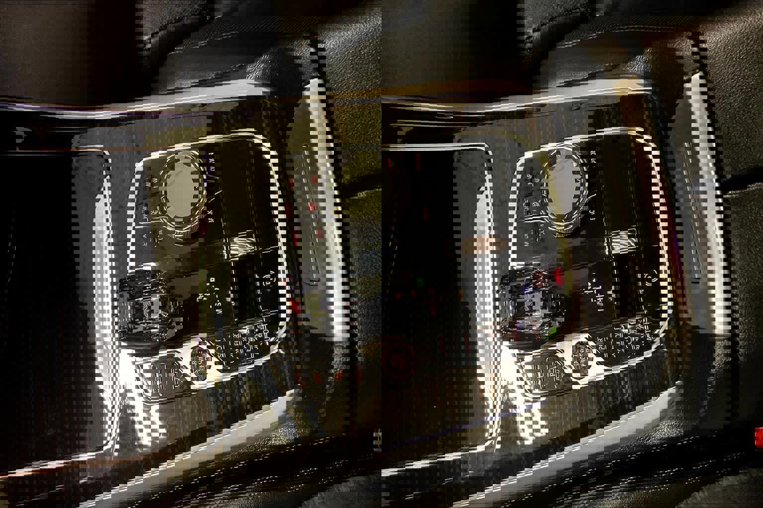 Used 2020 BMW X5 sDrive40i w/ Executive Package image 15